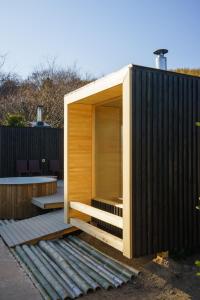 Fotografie z fotogalerie ubytování 離島-宿navelの学校-三原港から船で14分 v destinaci Mihara