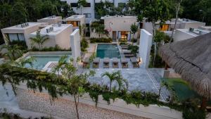 Bazén v ubytování Faisano Boutique Hotel by Cruz Hoteles nebo v jeho okolí