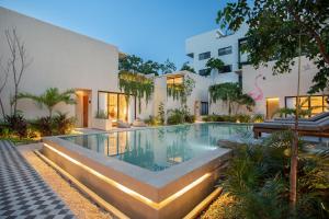 Bazén v ubytování Faisano Boutique Hotel by Cruz Hoteles nebo v jeho okolí