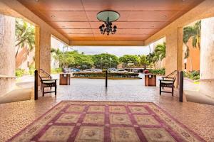 Κήπος έξω από το Royal Kahana 1009- Oceanfront unobstructed views from the 10th floor