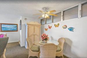 Χώρος καθιστικού στο Royal Kahana 1009- Oceanfront unobstructed views from the 10th floor