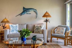 Posezení v ubytování Hale Kamaole 7-169- Ground floor, ocean view, updated Kihei gem