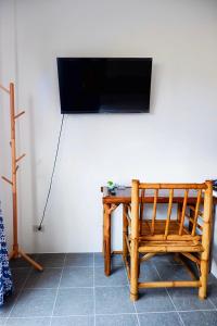 TV a/nebo společenská místnost v ubytování Kingsacre