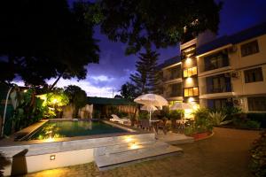 Bazén v ubytování Aastha Escape Resort near Calangute Beach nebo v jeho okolí + 37 fotografií