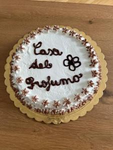 a cake with the words i love algorithms on it at Casa Del Profumo in Piacenza