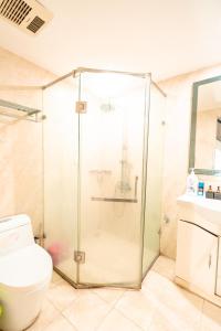 Ένα μπάνιο στο Tam An HaNoi Homestay