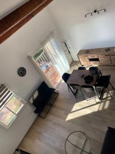 Гостиная зона в Apt neuf à 1 min de la mer à Sausset