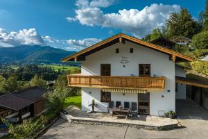 En generel udsigt til bjerge eller udsigt til bjerge taget fra lejligheden