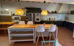 Eldhús eða eldhúskrókur á Holiday Home Finca SANT JAUME