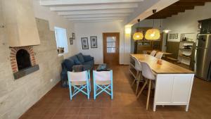 Eldhús eða eldhúskrókur á Holiday Home Finca SANT JAUME