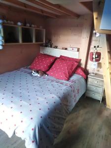 Séjour en famille dans un chalet cosy!客房内的一张或多张床位