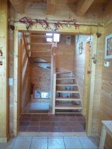 布里昂松Séjour en famille dans un chalet cosy!的相册照片