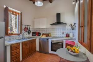 Dapur atau dapur kecil di Rustico Pierino - Sweet Dreams in Florence