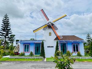 Gallery image of WHITE Houseรีสอร์ท in Ban Bung Thap Tae (1) +12 photos