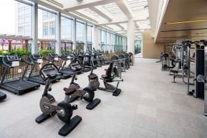 Fitness centrum a/nebo fitness zařízení v ubytování Conrad Shanghai
