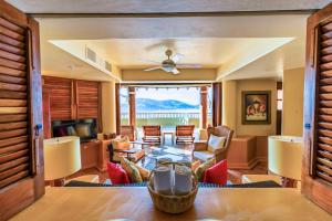 Гостиная зона в Hilton Grand Vacations Club Zihuatanejo