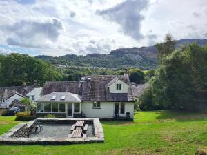 The building in which the holiday home is located