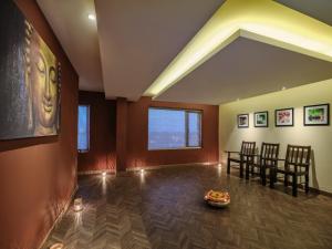 Posezení v ubytování Daiwik Hotels Rameswaram