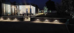 Zdjęcie z galerii obiektu Hacienda MATEA - jacuzzi, pool, playground & bbq in an olive grove near beaches, Pula - Istria w Puli