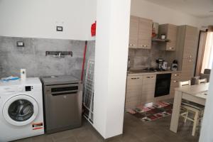 Gallery image of Al civico 5 - Mondern Apartments & Suite! in Decimomannu