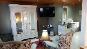 Gallery image of At The Nest Bed & Breakfast Guesthouse in Aliwal North