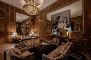 Posezení v ubytování Schlosshotel Berlin