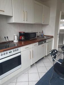 Dapur atau dapur kecil di Messewohnung Dormagen