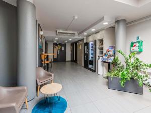 Vstupní hala nebo recepce v ubytování B&B HOTEL Strasbourg Sud Ostwald
