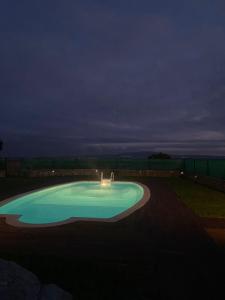 A piscina em ou perto de Casal Serrano Charme e Tranquilidade