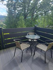 Willa Melisa tesisinde bir balkon veya teras