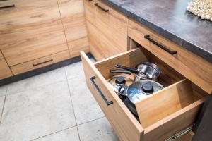 Kuchyňa alebo kuchynka v ubytovaní Przytulny Apartament Z Wieżą