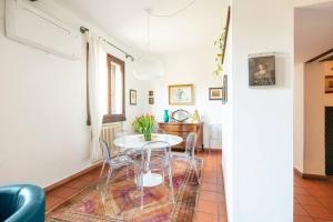 A seating area at La Casa di Marina