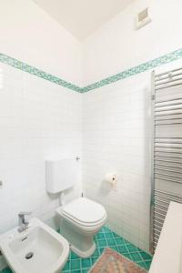 A bathroom at La Casa di Marina