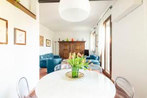 A seating area at La Casa di Marina