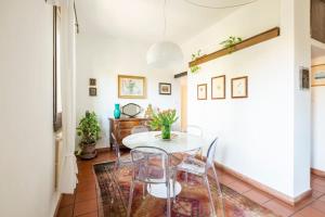 A seating area at La Casa di Marina