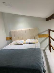 En eller flere senge i et værelse på Lavínia loft 8 + 5 billeder