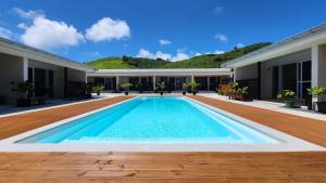 Resort Tava'e内部或周边的泳池