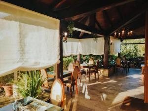 Reštaurácia alebo iné gastronomické zariadenie v ubytovaní Posada Spa San Marcos