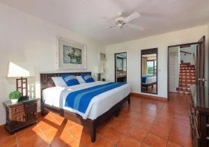 Imagen de la galería de WIVC Conchas Chinas Condo - Stunning Ocean & Mountain Views, Close To The Beach & Romantic Zone, en Puerto Vallarta 6 fotos más