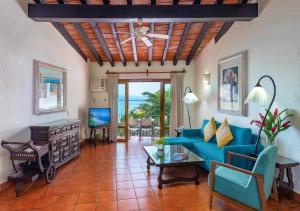 Imagen de la galería de WIVC Conchas Chinas Condo - Stunning Ocean & Mountain Views, Close To The Beach & Romantic Zone, en Puerto Vallarta