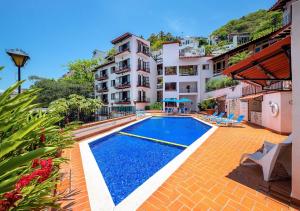 Imagen de la galería de WIVC Conchas Chinas Condo - Stunning Ocean & Mountain Views, Close To The Beach & Romantic Zone, en Puerto Vallarta