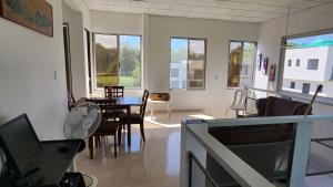 Гостиная зона в Mansión con piscina privada Villa Guiomar