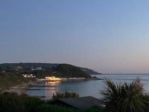 Gallery image of CHINE COTTAGE, 136 Brambles Chine, self-catering coastal bungalow in rural West Wight in Freshwater