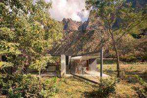 aolithicolithicolithicolithicolithicolithicolithicolithicolithicolithicolithicolithicolithicolithic house at Casa Meztitla in Tepoztlán +12 photos