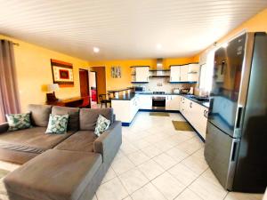 Köök või kööginurk majutusasutuses TAHITI - Lihei Pool House