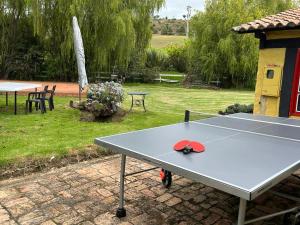 Stolní tenis v ubytování Glamping Yerbabuena nebo okolí + 16 fotografií