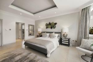 Fotografie z fotogalerie ubytování 6 Bedroom Modern Luxury Villa In Palm Jumeirah v Dubaji