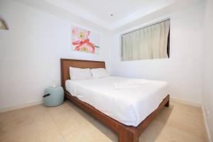 Postel nebo postele na pokoji v ubytování Your Ideal Getaway in Kata, Thailand !