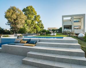 A garden outside Villa Detoro