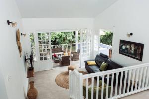 Balkón nebo terasa v ubytování Villa F4 chic avec jacuzzi en Martinique